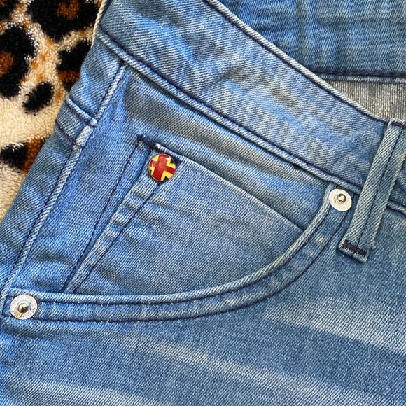 Hudson Jean shorts - Picture 3 of 8